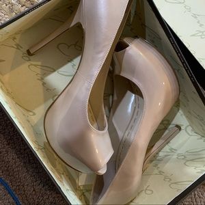 Enzo Angiolini heels. Nude/ Light pink. Size 9 1/2
